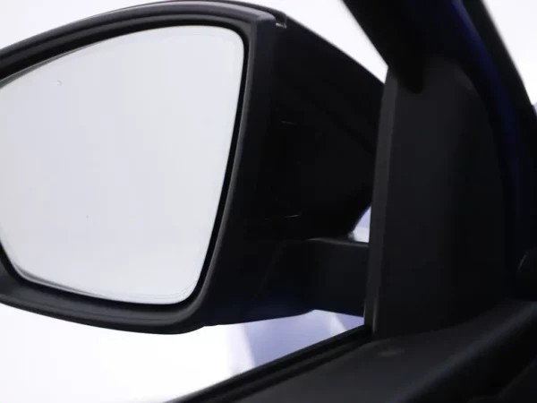 Photo 7 of 37 of TMBJR7NU0L5044196 Skoda Karoq 1.5 TSI AUT .Sportline Business LED