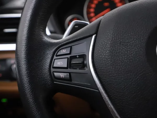 BMW 3-serie 330e High Executive