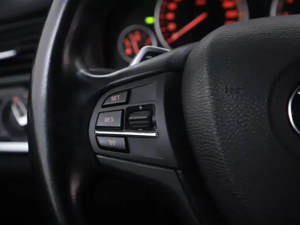 Photo 8 of 29 of WBAXW110900P42105 BMW X4 xDrive20i Aut. High Executive M-Sport