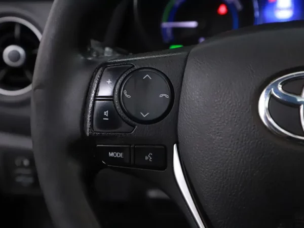 Photo 8 of 30 of SB1ZS3JEX0E174839 Toyota Auris Touring Sports 1.8 Hybrid Lease