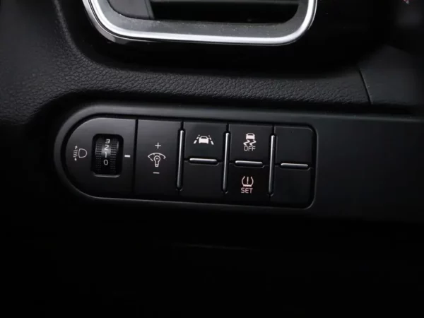 Photo 8 of 30 of U5YH2G11ALL030094 Kia ProCeed 1.0 T-GDI GT-Line