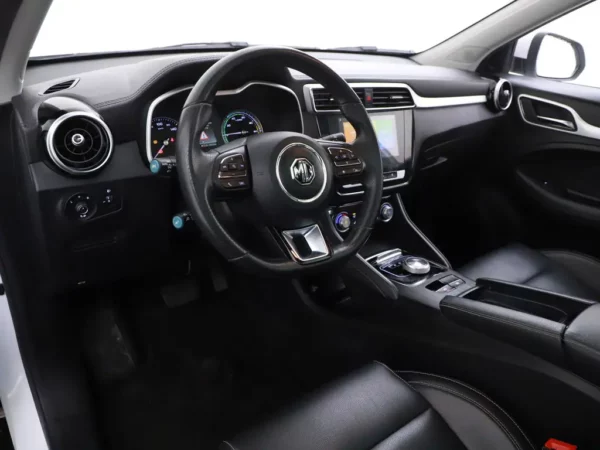 Photo 8 of 34 of LSJW74098LZ169970 MG ZS EV Luxury 45 kWh LED