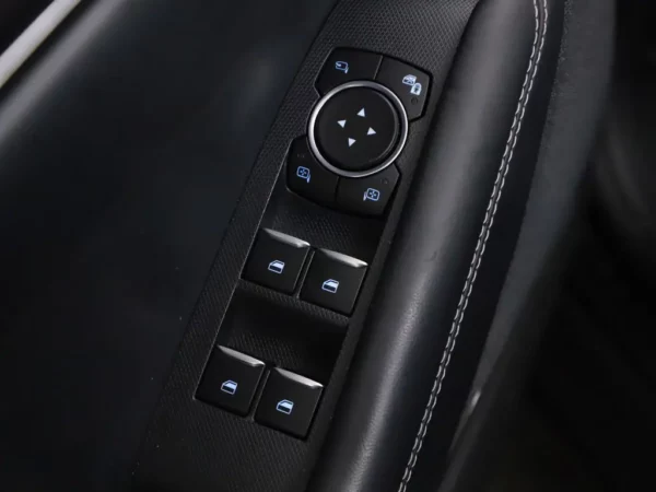 Ford Mustang Mach-E RWD 75 kWh LED