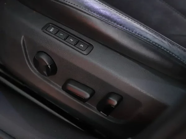 Skoda Superb Combi 1.6 TDI Aut. Style Business LED