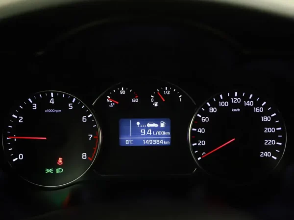 Photo 9 of 25 of KNAHT811AG7124222 Kia Carens 1.6 GDi DynamicLine Nav