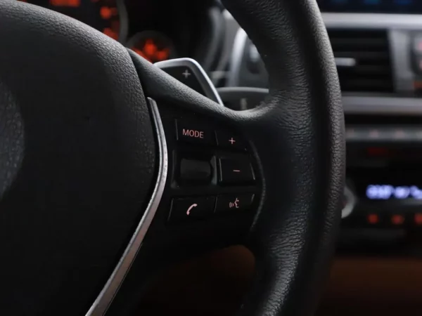 BMW 3-serie 330e High Executive