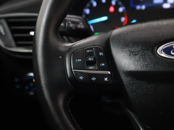 Ford Puma 1.0 EcoBoost Hybrid Titanium (5-drs