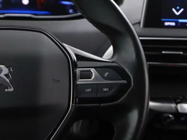 Photo 9 of 28 of VF3MRHNSJKL032587 Peugeot 5008 1.2 PureTech Allure Navi