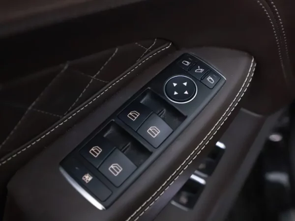 Photo 9 of 42 of WDC1660631A769414 Mercedes-Benz GLE 500 e 4MATIC LED