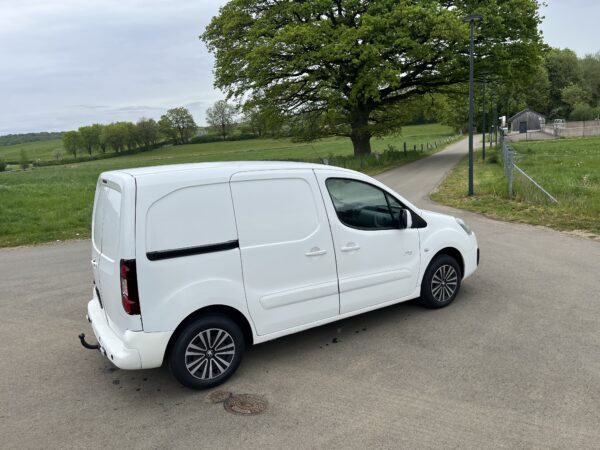 Peugeot Partner 120 1.6 BlueHDi 100 L1 XT