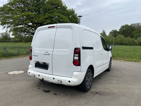 Peugeot Partner 120 1.6 BlueHDi 100 L1 XT