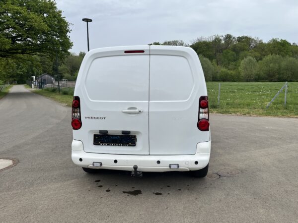 Peugeot Partner 120 1.6 BlueHDi 100 L1 XT