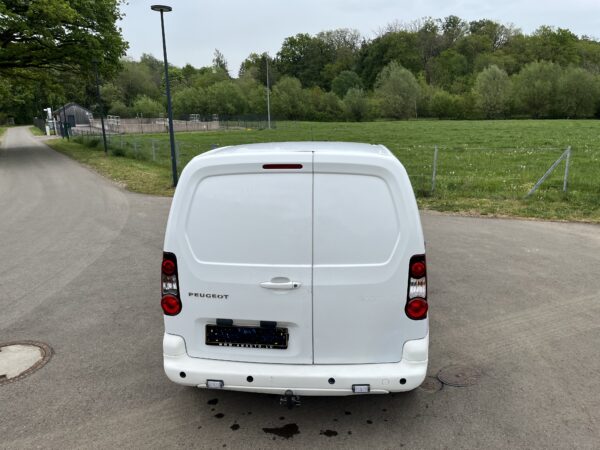 Peugeot Partner 120 1.6 BlueHDi 100 L1 XT