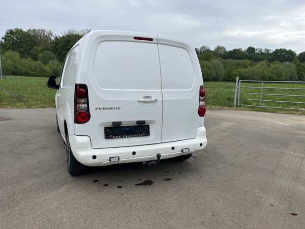 Peugeot Partner 120 1.6 BlueHDi 100 L1 XT