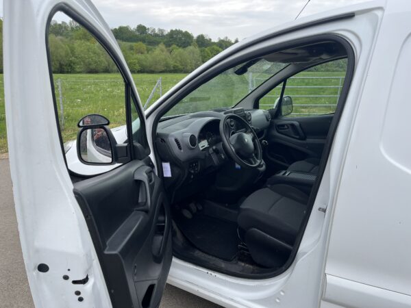 Peugeot Partner 120 1.6 BlueHDi 100 L1 XT