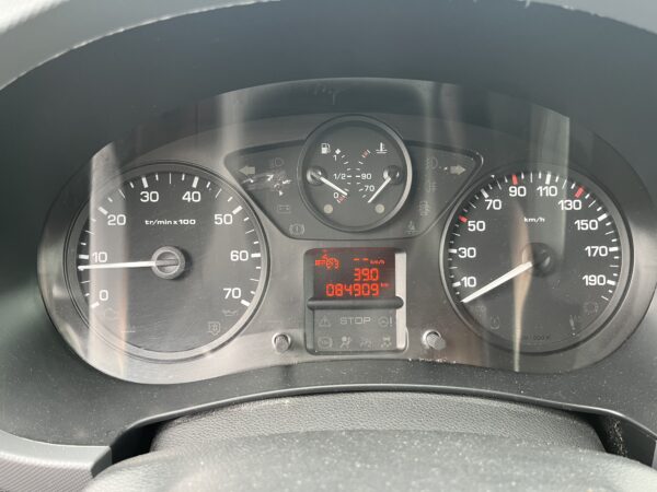 Peugeot Partner 120 1.6 BlueHDi 100 L1 XT