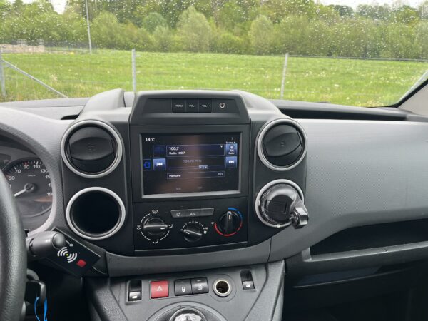 Peugeot Partner 120 1.6 BlueHDi 100 L1 XT