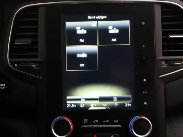 Photo 18 of 33 of VF1RFB00X55559632 Renault Mégane Estate 1.2 TCe Aut. Bose