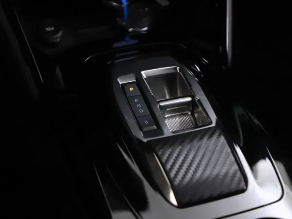 Photo 21 of 33 of VR3UHZKXZNT014830 Peugeot e-208 GT 50 kWh 3-Fase Cruise