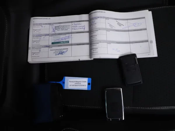 Photo 28 of 33 of VF1RFB00X55559632 Renault Mégane Estate 1.2 TCe Aut. Bose