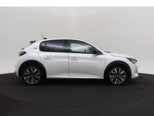 Photo 31 of 33 of VR3UHZKXZNT014830 Peugeot e-208 GT 50 kWh 3-Fase Cruise