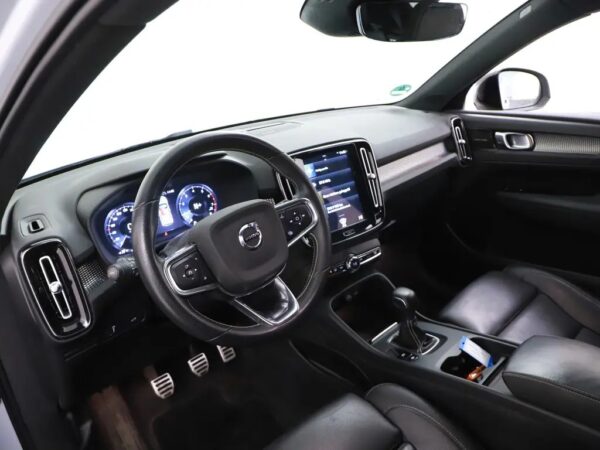 Volvo XC40 1.5 T3 R-Design