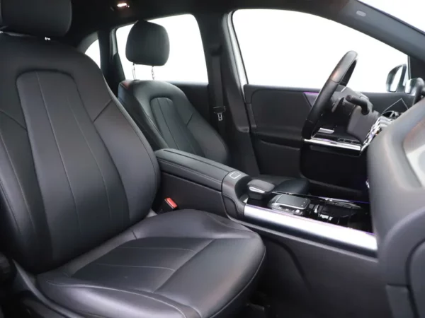 Photo 26 of 32 of W1K2470101J393593 Mercedes-Benz B-Klasse 180d Business Solution Luxury