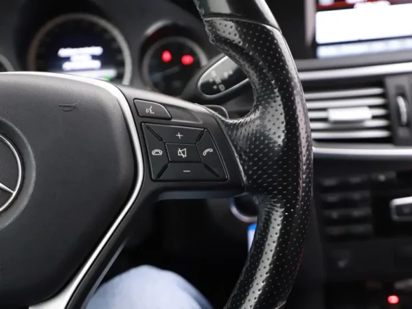 Mercedes-Benz E-Klasse Estate 200 CGI Aut. Business Class Avantgarde Xenon