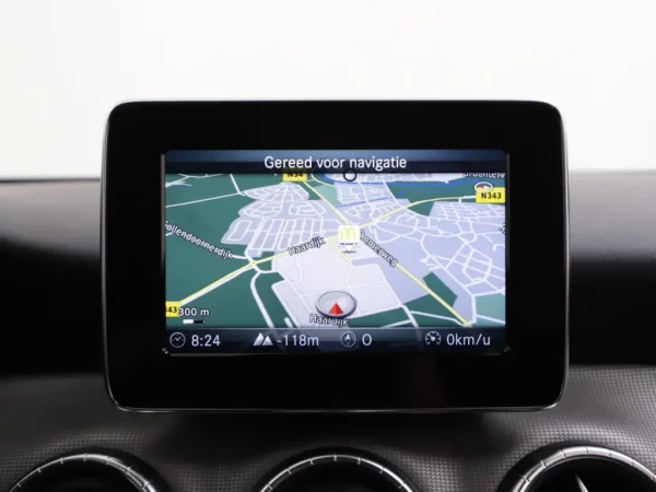 Mercedes-Benz CLA-Klasse Shooting Brake 180 Aut. Urban Ambition