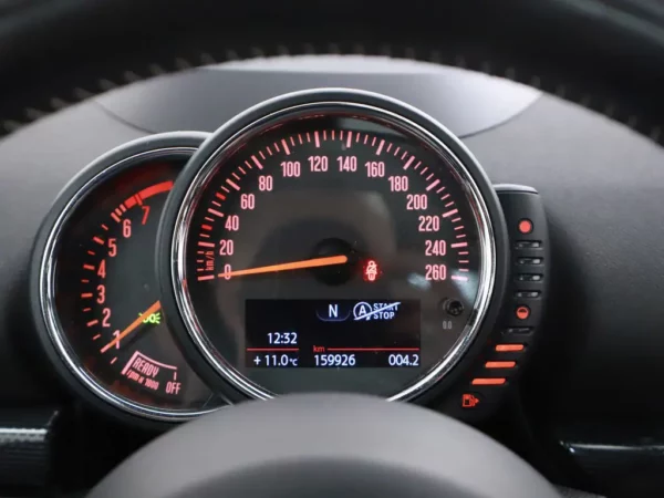 Mini Clubman 1.5 Cooper Chili Serious Business PANO