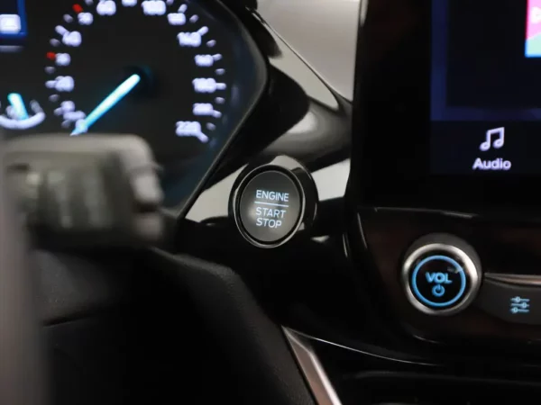 Ford Fiesta 1.0 EcoBoost Hybrid Titanium