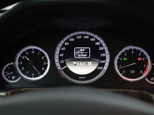 Mercedes-Benz E-Klasse 200 CGI Aut. Edition Sport