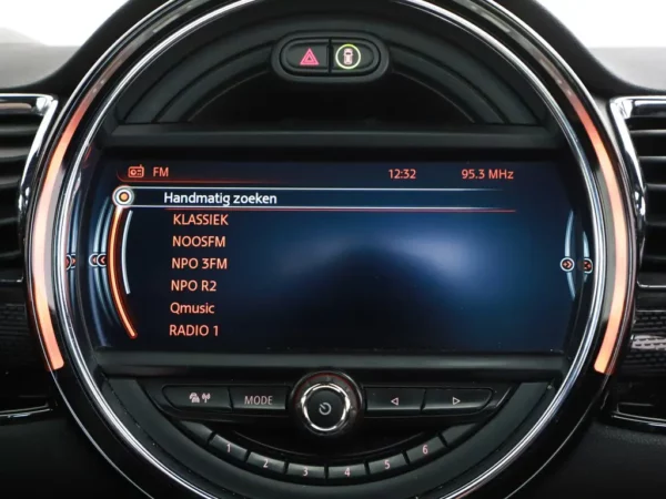 Mini Clubman 1.5 Cooper Chili Serious Business PANO