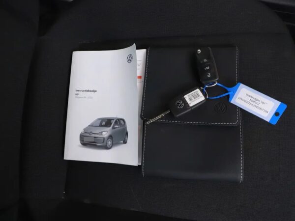Volkswagen up! 1.0 (5-drs Hatchb.) Airco DAB