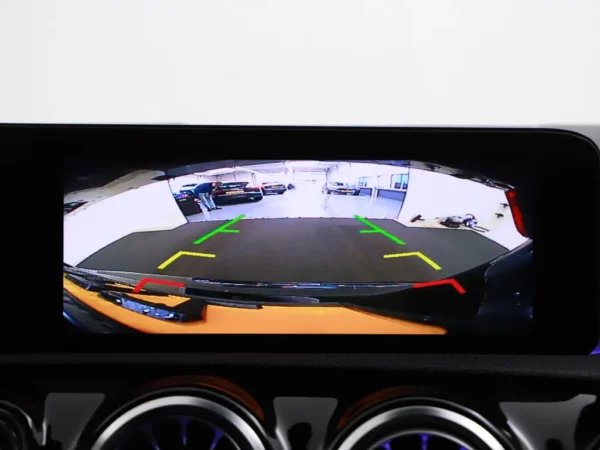 Mercedes-Benz A-Klasse 250e Premium AMG