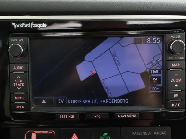 Photo 13 of 28 of JMBXDGG2WEZ002485 Mitsubishi Outlander 2.0 PHEV Instyle+