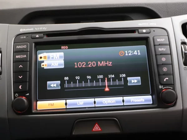 Photo 13 of 30 of U5YPC814AFL774683 Kia Sportage 1.6 GDI X-treme DynamicLine