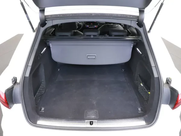 Audi A4 Avant 40 TFSI Quattro 204pk S-Edition Competition
