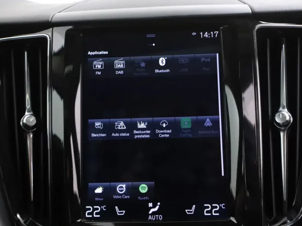Volvo XC60 2.0 T8 Twin Engine AWD Momentum