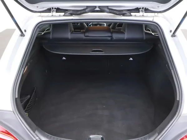 Mercedes-Benz CLA-Klasse Shooting Brake 180 Aut. Urban Ambition