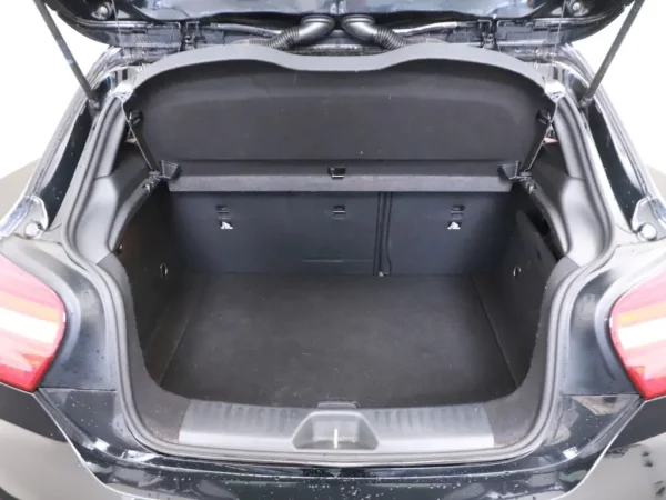 Mercedes-Benz A-Klasse 250 AMG