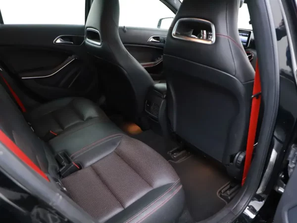 Mercedes-Benz A-Klasse 250 AMG