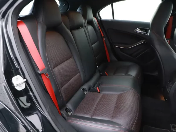 Mercedes-Benz A-Klasse 250 AMG