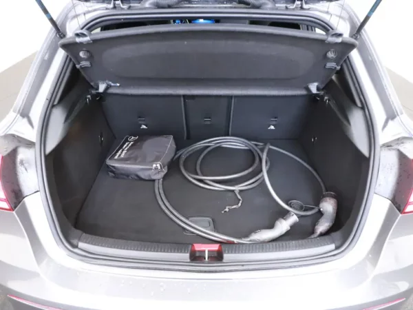 Mercedes-Benz A-Klasse 250 e Business Solution AMG Limited