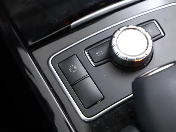 Mercedes-Benz E-Klasse Estate 200 CGI Aut. Business Class Avantgarde Xenon