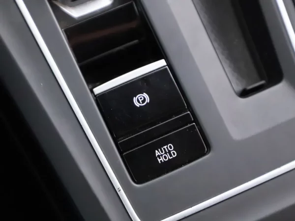 Volkswagen Golf 1.5 eTSI Style Clima