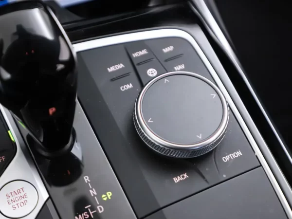 BMW 3 Serie 318i Aut. Business Edition