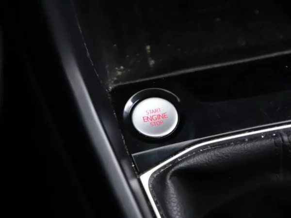 Volkswagen T-Cross 1.0 TSI Life Business