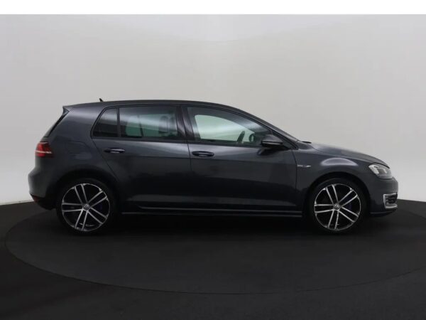 Volkswagen Golf 1.4 TSI Aut. GTE LED