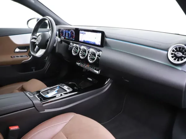 Mercedes-Benz CLA-Klasse 250e AMG-Line